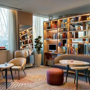 Hotel Ac Porte Maillot By Marriott