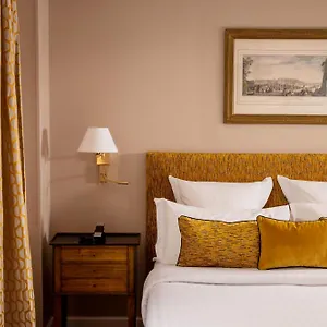 Le Relais Madeleine Hotel